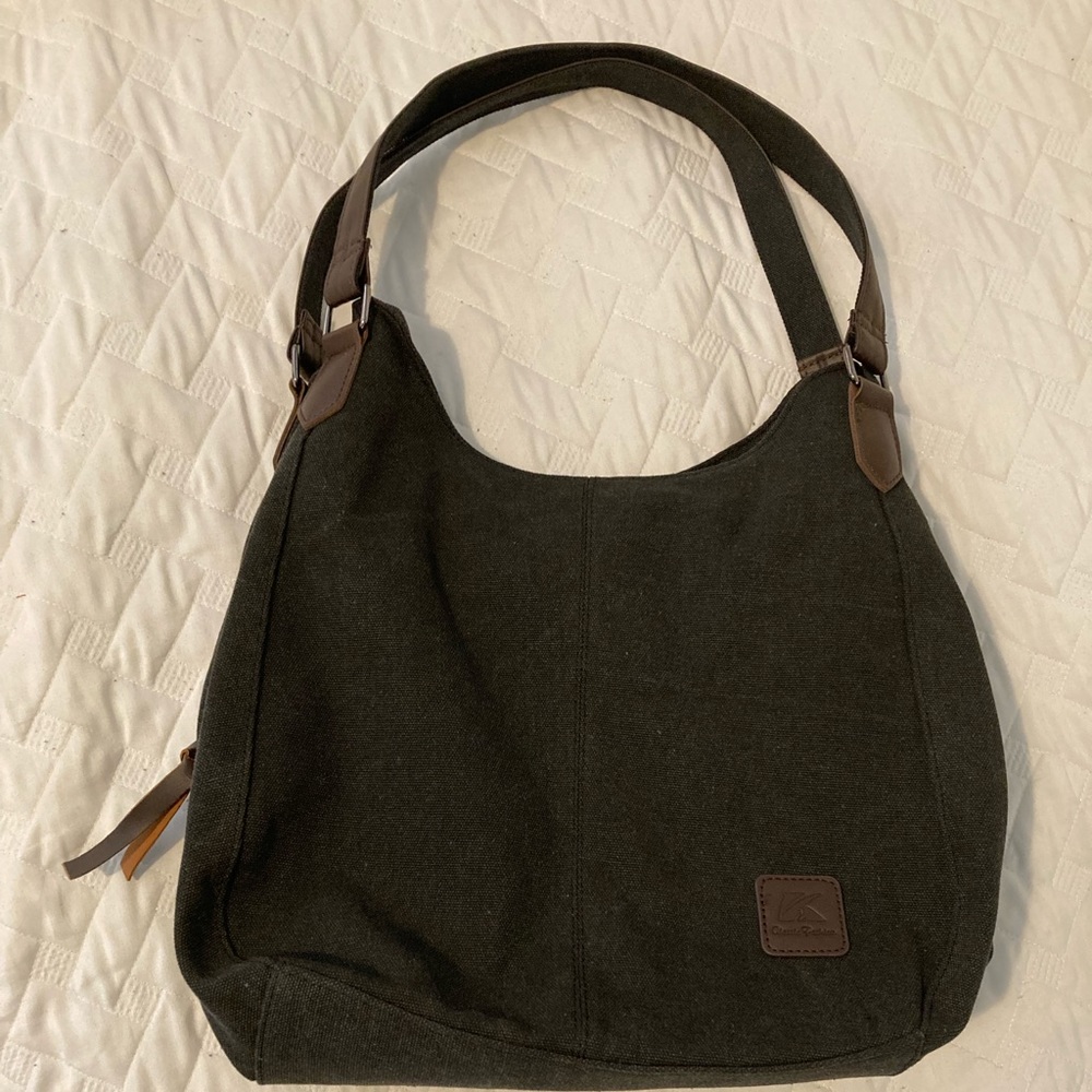 K2 Classic Fashion Tri-Pocket Zipper Tote Bag